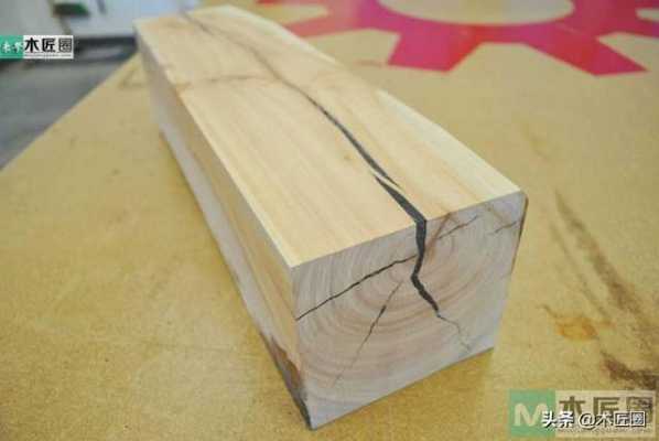 变形的木板怎么处理（变形的木头如何复原）