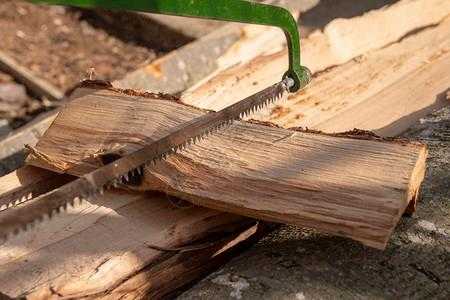 如何锯木材的简单介绍