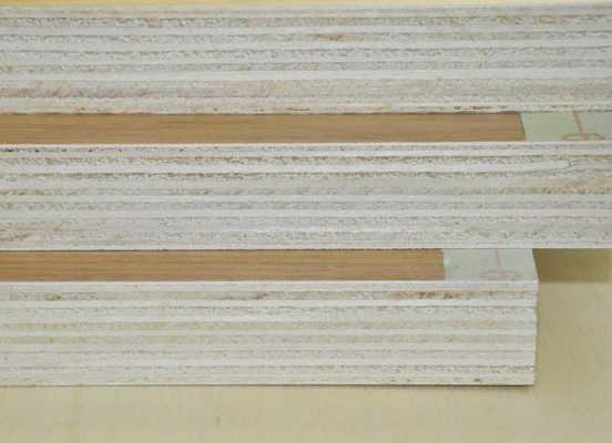 生态板杨木轴（杨木轴生态板和实木多层生态板一样吗）
